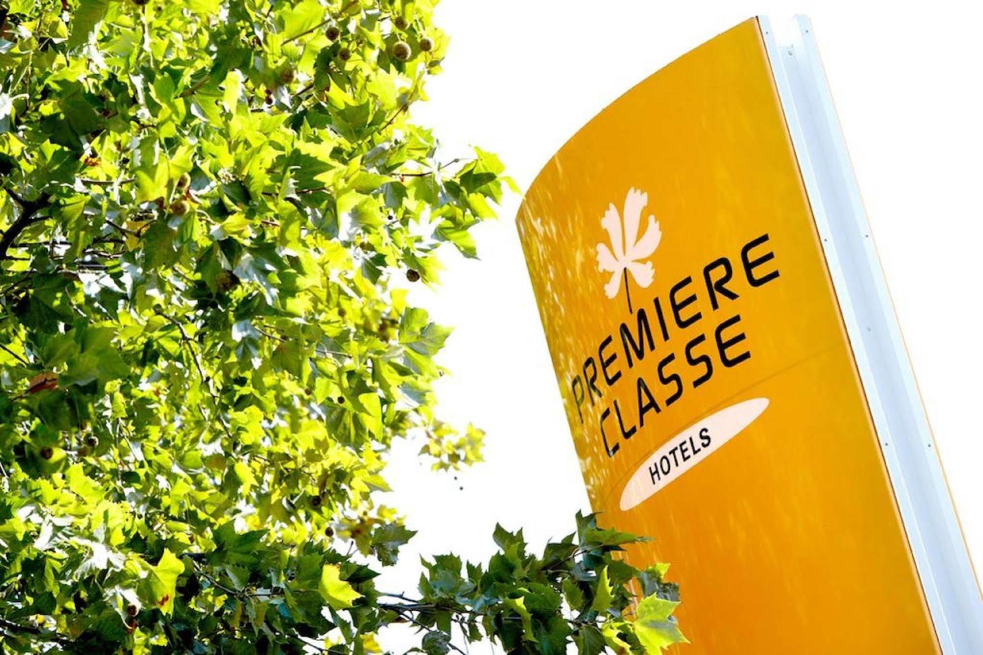 فندق بريمير كلاس إفرو المظهر الخارجي الصورة Premiere Classe logo